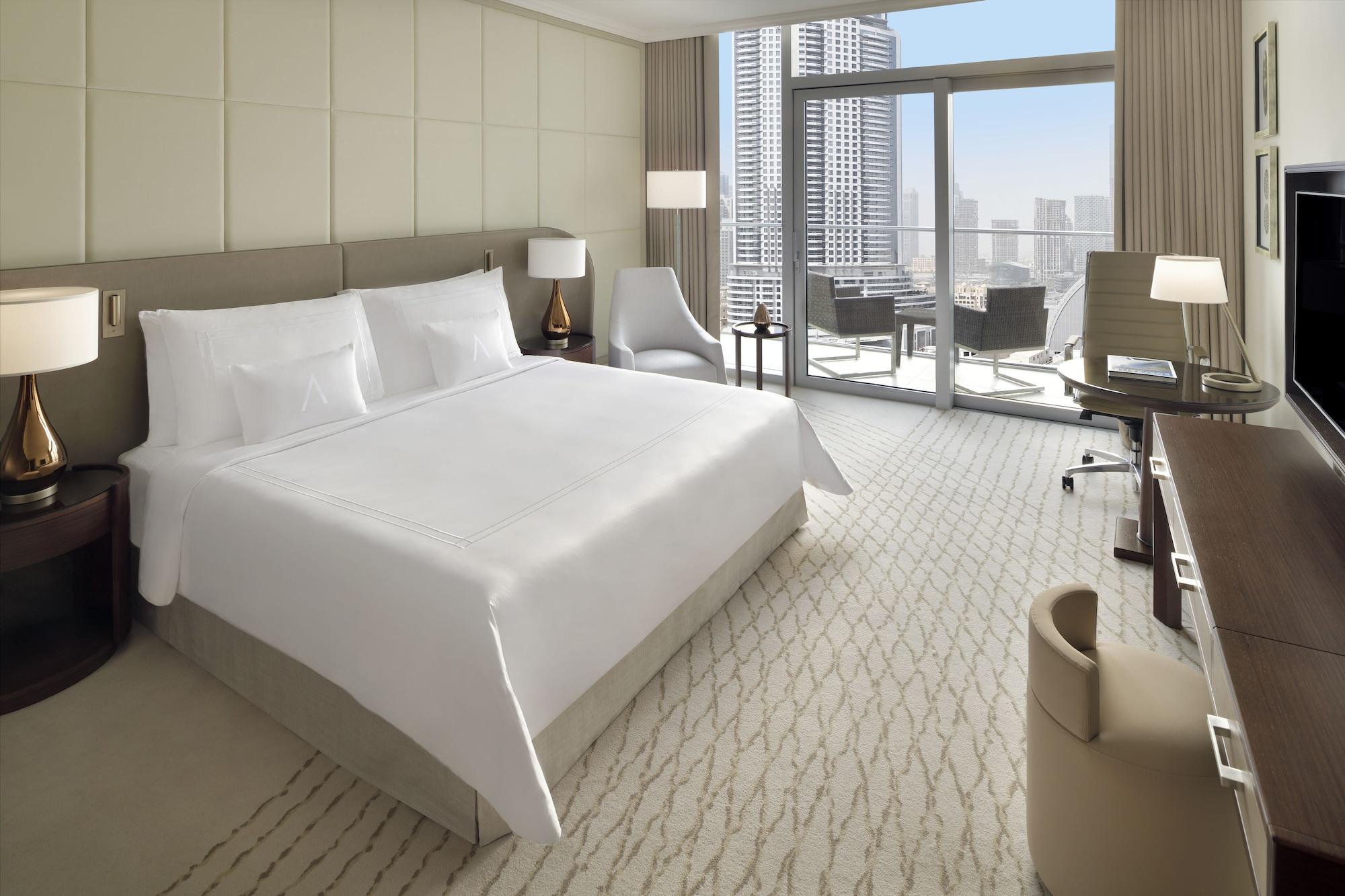 Address Dubai Mall Esterno foto A guest room at the hotel