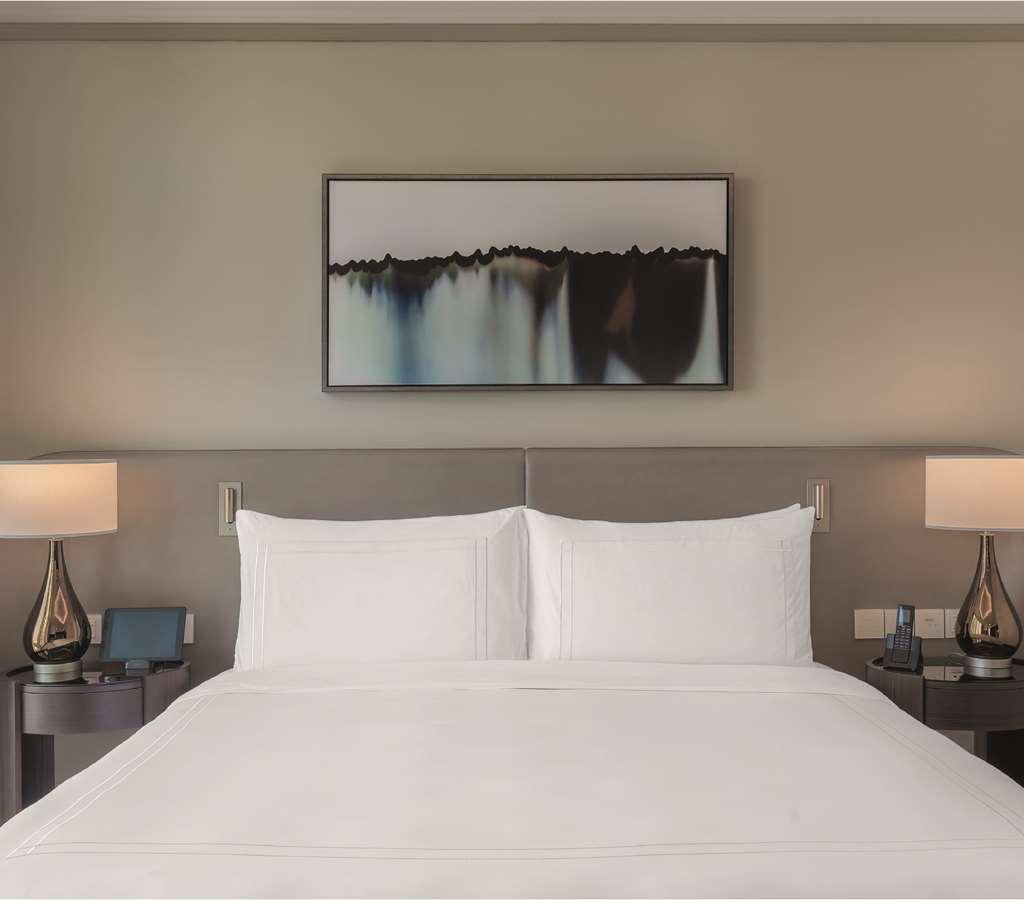 Address Dubai Mall Camera foto A guest room at the hotel